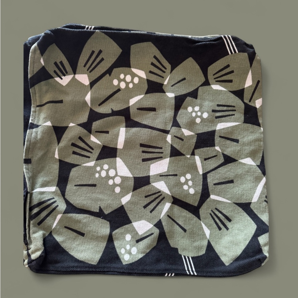 IKEA 💙💛 BLACK & GREEN PATTERNED ACCENT PILLOW COVER W/ZIPPER•4 AVAILABLE•NEW